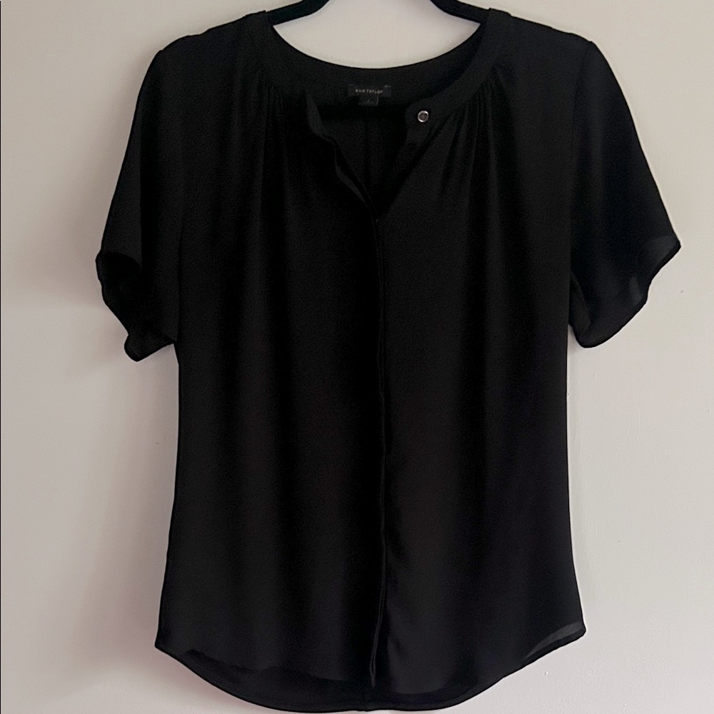 Ann Taylor Classic Black button Blouse